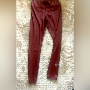 Nike Dri-fit leggings.